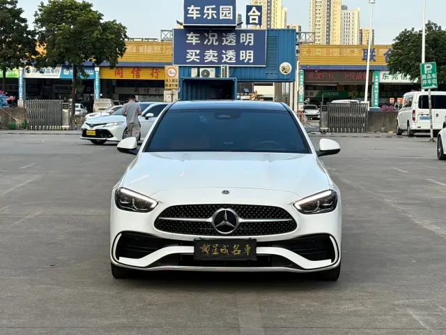 Mercedes-Benz C-Class — Фото автомобиля 2