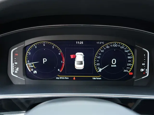 Volkswagen Passat — Фото автомобиля 15