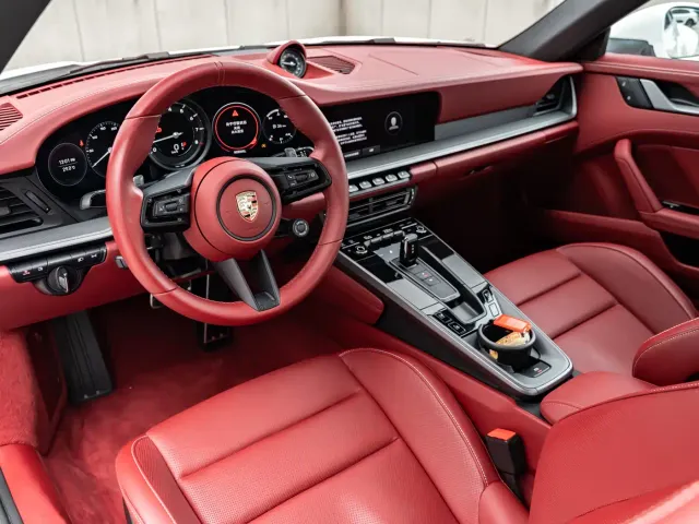 Porsche 911 — Фото автомобиля 14