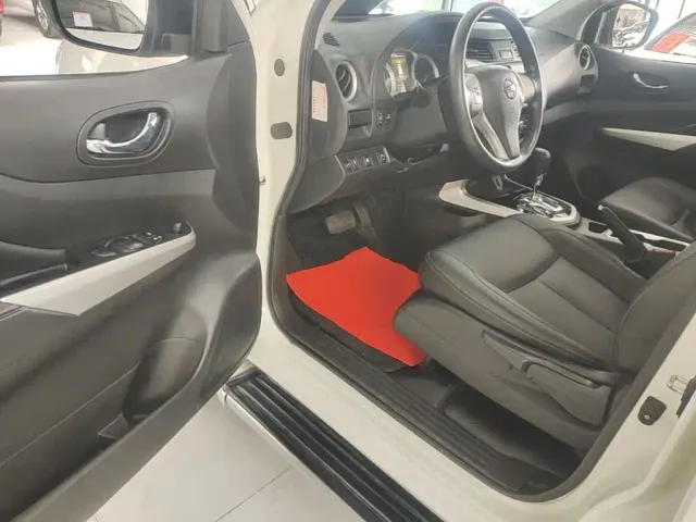 Nissan Terra — Фото автомобиля 15
