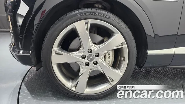 Genesis GV80 2.5T Бензин AWD — Фото автомобиля 4
