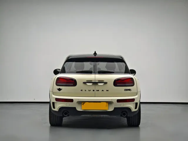 MINI Clubman — Фото автомобиля 5