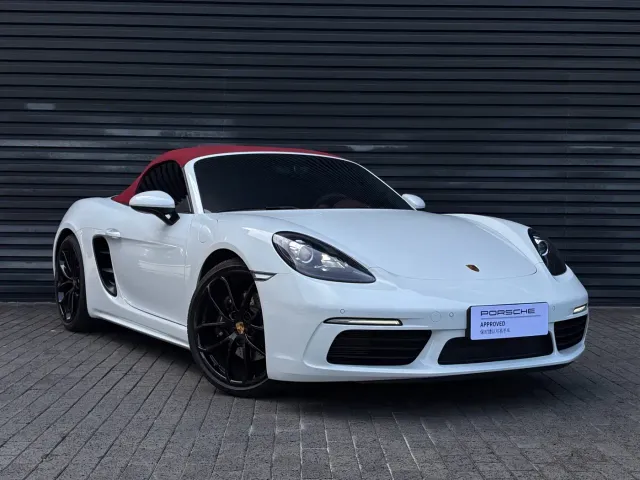 Porsche 718 — Фото автомобиля 3