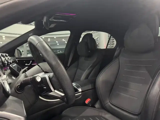 Mercedes-Benz C-Class — Фото автомобиля 11