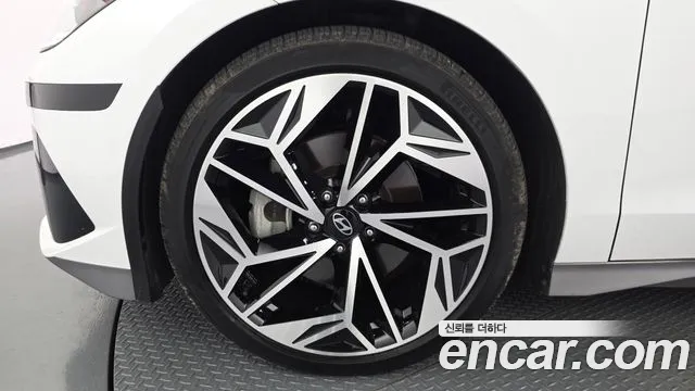 Hyundai Ioniq 6 — Фото автомобиля 5