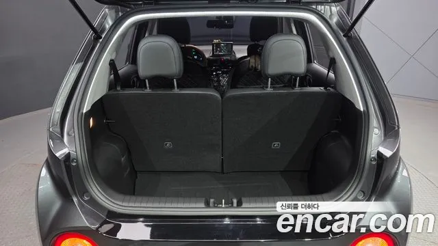 Hyundai Casper Casper Essential — Фото автомобиля 18