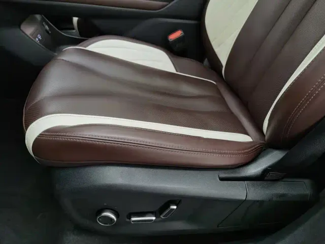 Geely Xingyue L 2021 2.0TD DCT EVO FWD Premium — Фото автомобиля 20