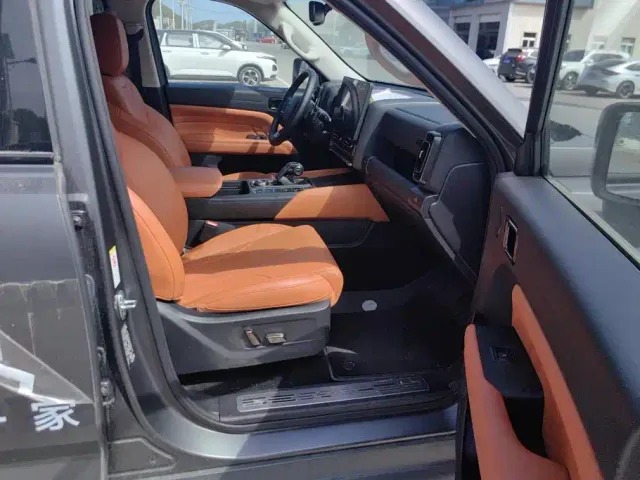 Haval H9 — Фото автомобиля 8