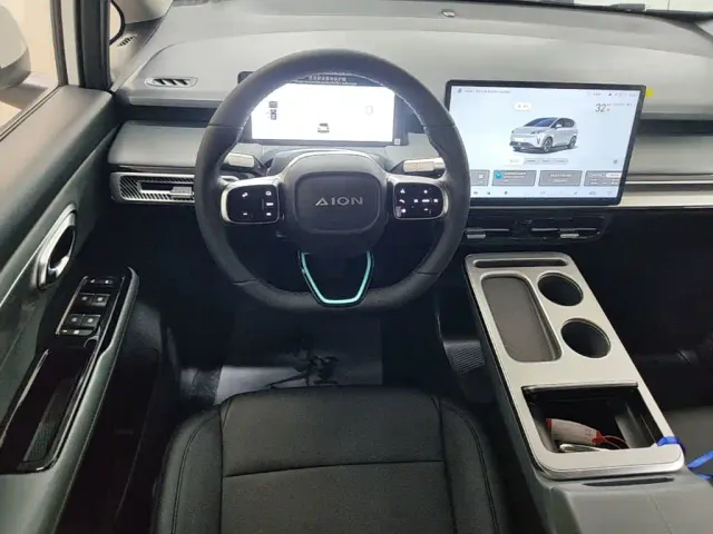 GAC Aion Y — Фото автомобиля 10