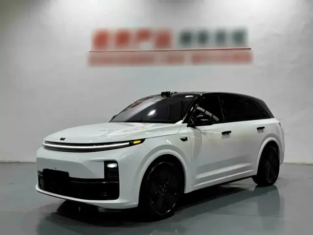 Фотография автомобиля — Li Auto L7