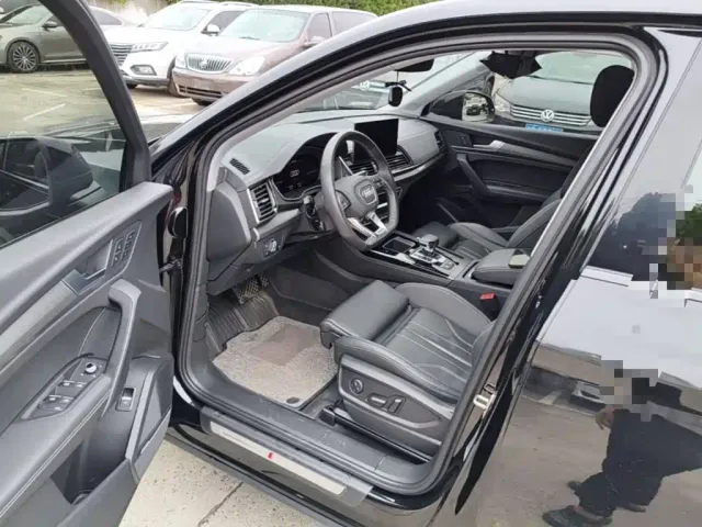 Audi Q5L — Фото автомобиля 15