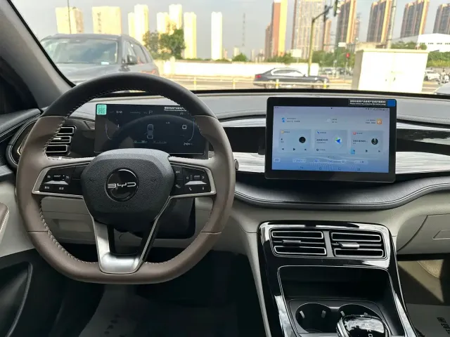 BYD Qin PLUS — Фото автомобиля 17