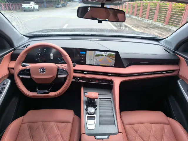 Changan CS75 Plus — Фото автомобиля 13