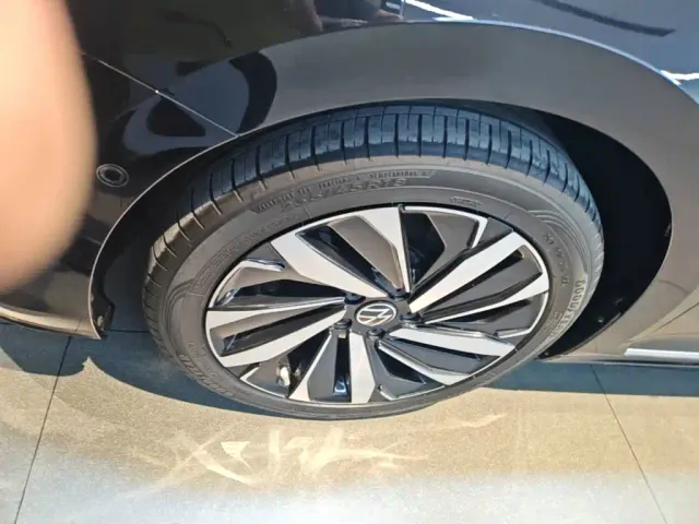 Volkswagen Passat — Фото автомобиля 22
