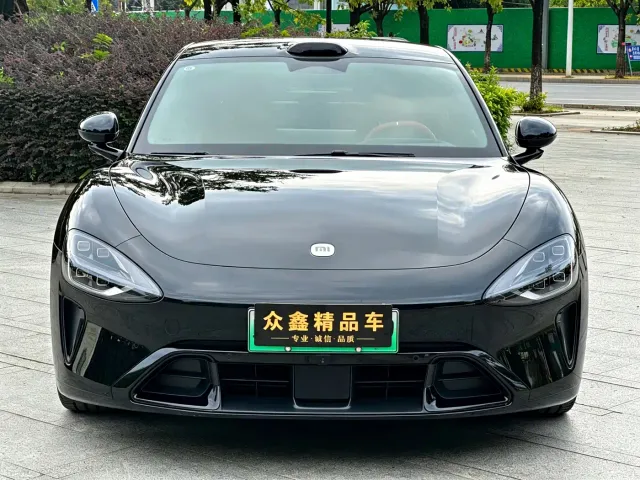 Xiaomi SU7 — Фото автомобиля 2