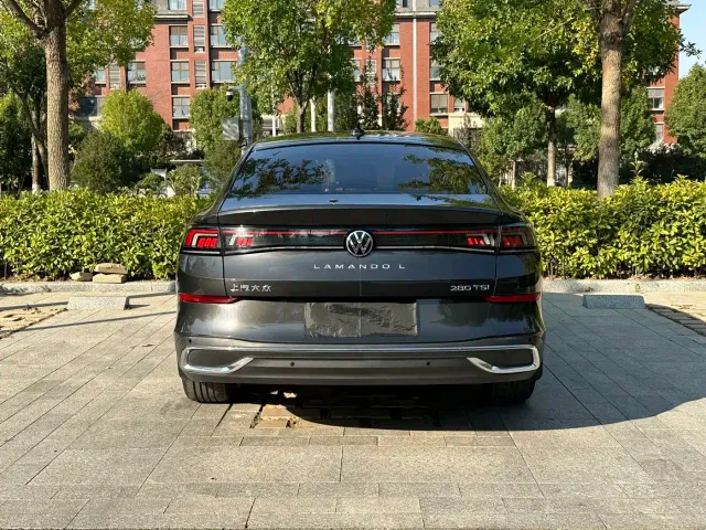 Volkswagen Lamando — Фото автомобиля 5
