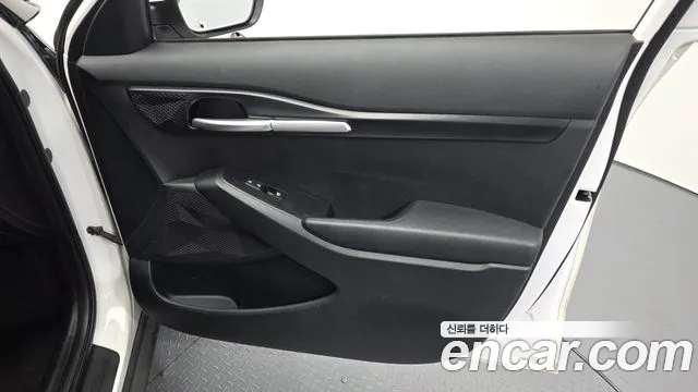 Kia Seltos — Фото автомобиля 13