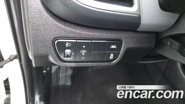 Kia Seltos Seltos Бензин 1.6 турбо 2WD — Фото автомобиля 19