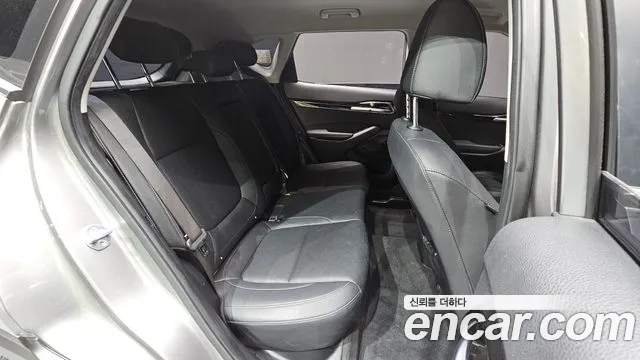 Kia Seltos New — Фото автомобиля 17