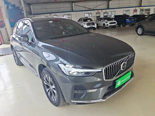 Volvo XC60 — Фото автомобиля 3