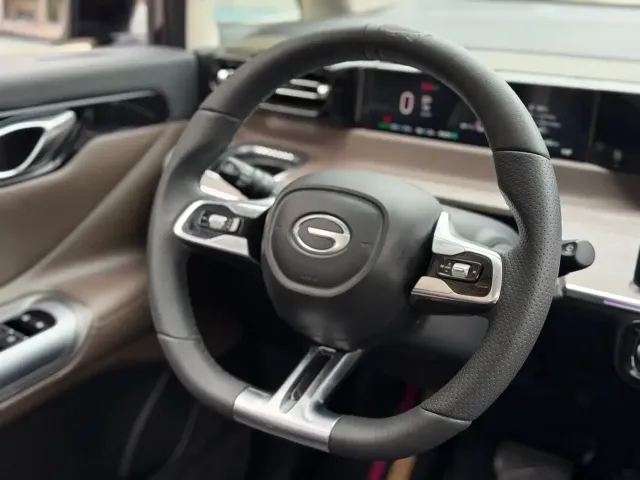 GAC Trumpchi Trumpchi E8 NEV 2024 Model 150km MAX — Фото автомобиля 10