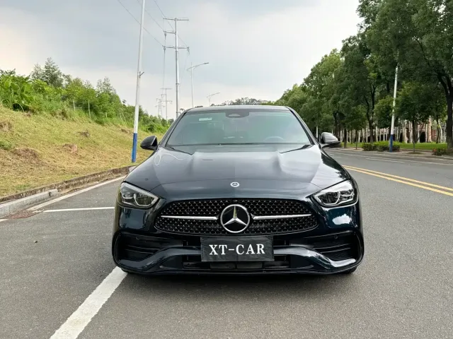 Mercedes-Benz C-Class — Фото автомобиля 2