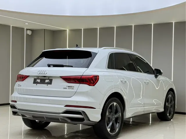 Audi Q3 — Фото автомобиля 6