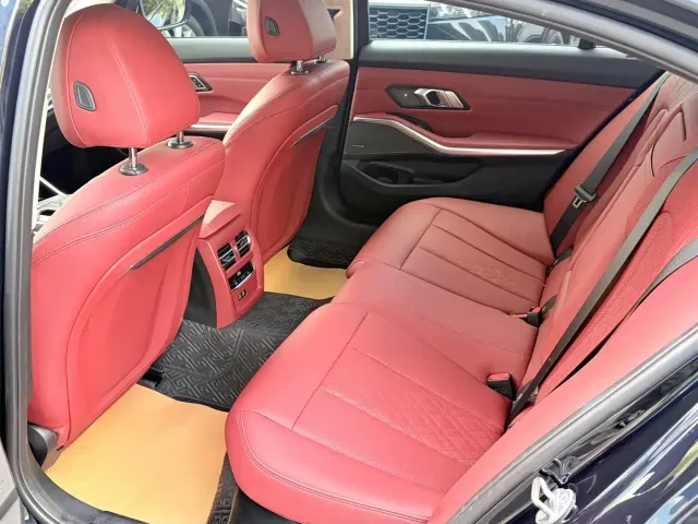 BMW 3 Series — Фото автомобиля 8