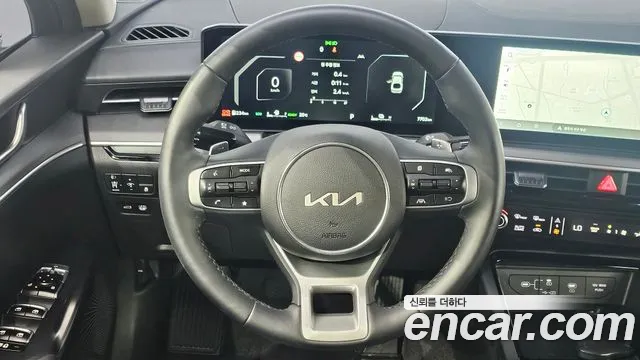 Kia K5 Generation 3 — Фото автомобиля 19