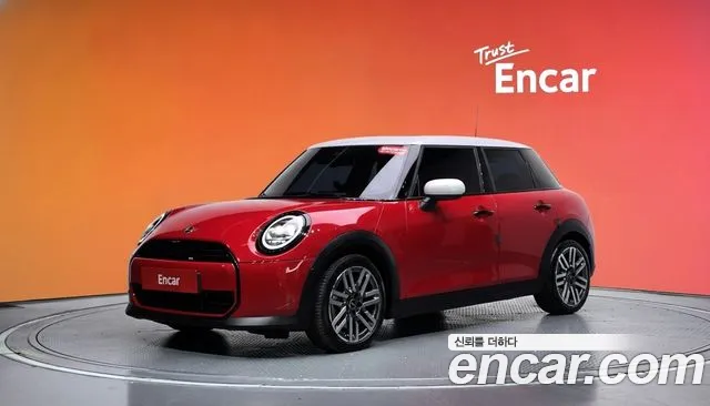 Фотография автомобиля — MINI Cooper 4th Gen
