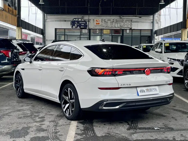 Volkswagen Lamando — Фото автомобиля 21
