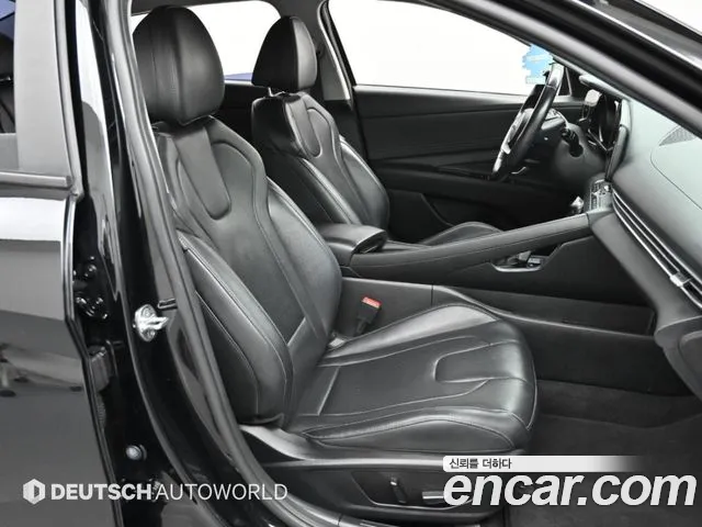 Hyundai AVANTE Avante (CN7) — Фото автомобиля 18