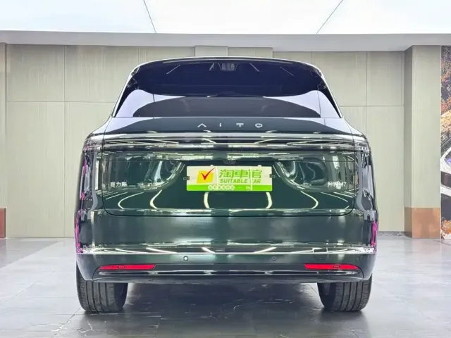 AITO Wenjie AITO M7 2026 Extended Range Ultra AWD 5-Seater — Фото автомобиля 5