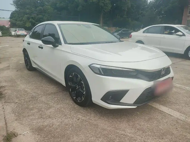 Honda Civic — Фото автомобиля 3