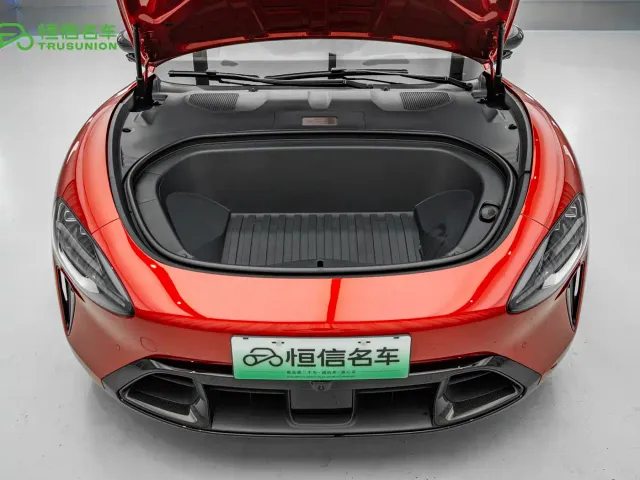 Xiaomi SU7 — Фото автомобиля 13