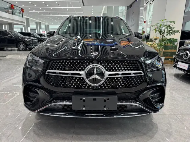 Mercedes-Benz GLE-Class — Фото автомобиля 2