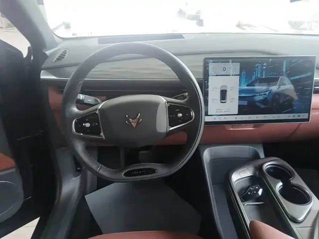 Arcfox Alpha T5 — Фото автомобиля 10