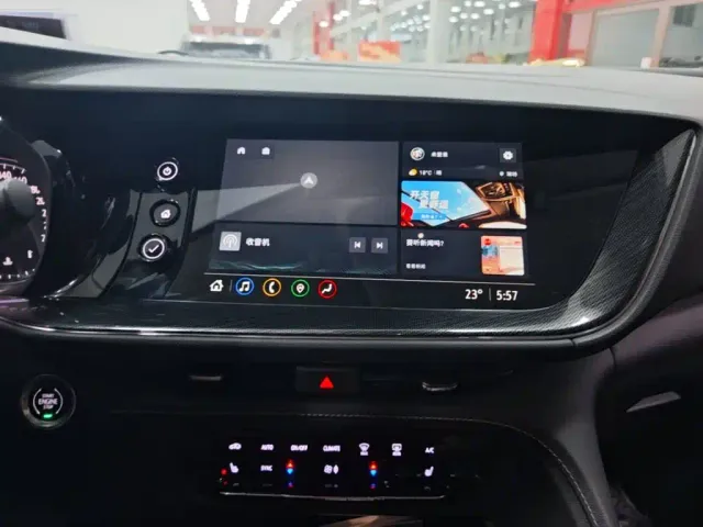 Buick Envision Plus — Фото автомобиля 12