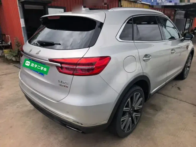 Hongqi HS5 — Фото автомобиля 6