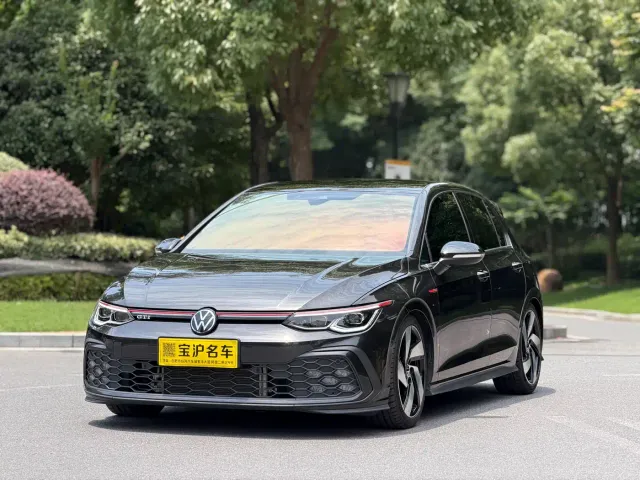 Volkswagen Golf GTI — Фото автомобиля 2