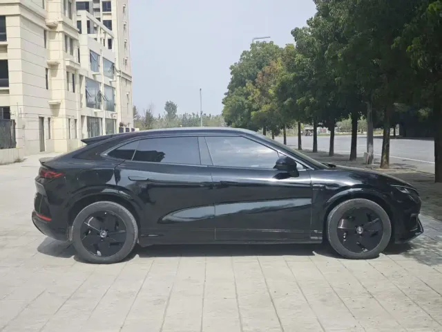 BYD Song L EV — Фото автомобиля 9