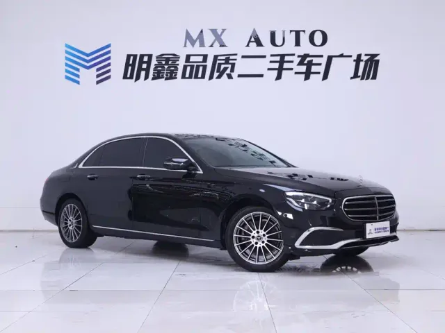 Mercedes-Benz E-Class — Фото автомобиля 5