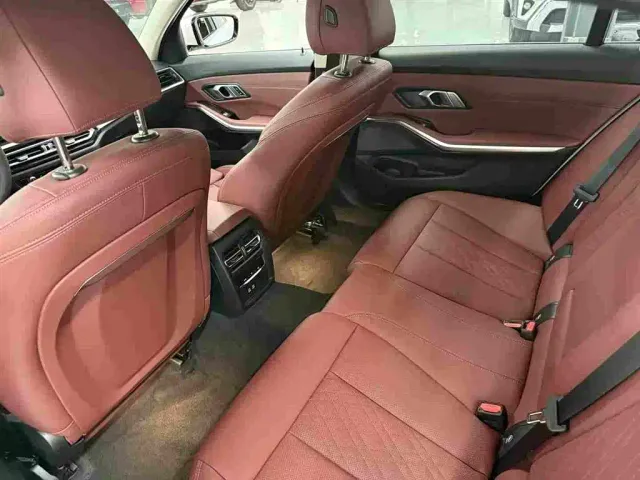 BMW 3 Series — Фото автомобиля 14