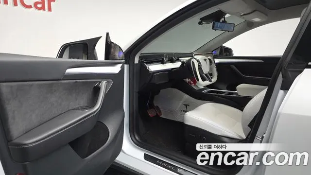 Tesla Model Y Модель Y — Фото автомобиля 6
