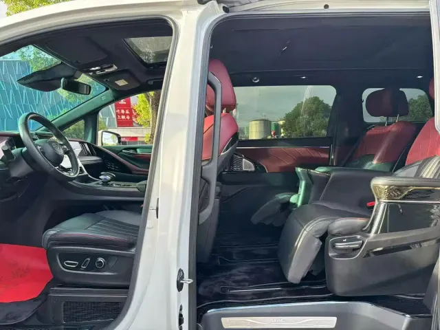 GAC Trumpchi M8 — Фото автомобиля 4