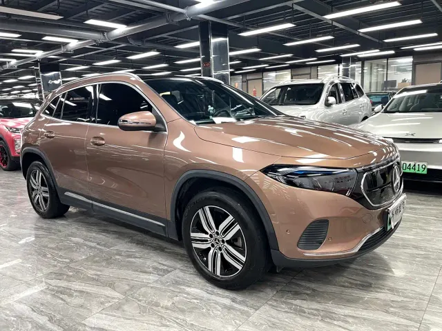 Mercedes-Benz EQA — Фото автомобиля 2