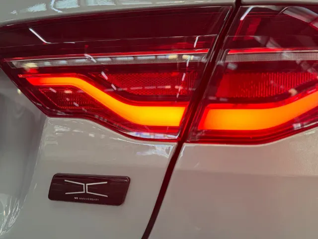 Jaguar XEL — Фото автомобиля 9