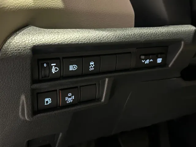 Toyota Sienna — Фото автомобиля 7