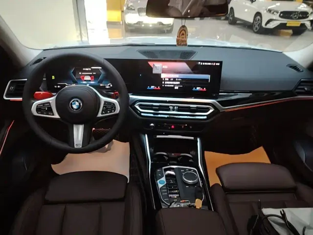 BMW i3 — Фото автомобиля 9