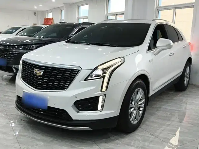 Фотография автомобиля — Cadillac XT5